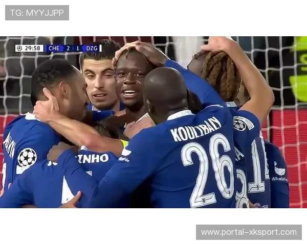 阿贾克斯防线崩溃三场丢七球 联赛卫冕梦岌岌可危 阿贾克斯防线崩溃三场丢七球 联赛卫冕梦岌岌可危